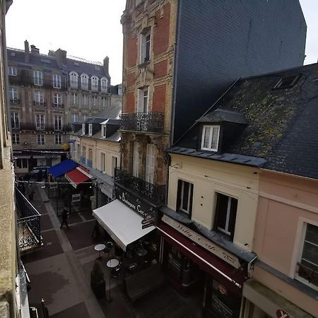 2 Pieces Au Coeur De Trouville / Rue Des Bains Экстерьер фото